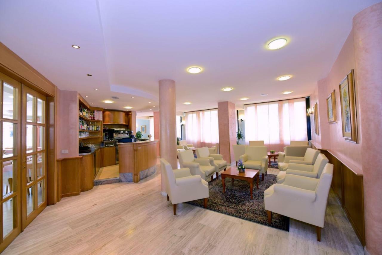 Hotel Ginepro Aprica Esterno foto